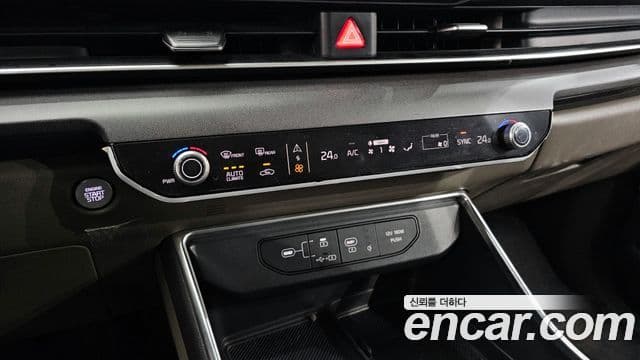 Kia Carnival 2024 — Фото 15/20
