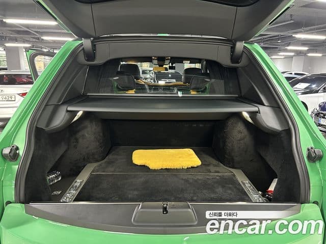 Rolls-Royce Cullinan 2023 — Şəkil 7/20