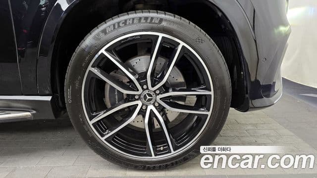 Mercedes-Benz GLS-Class 2024 — фото 5 из 20