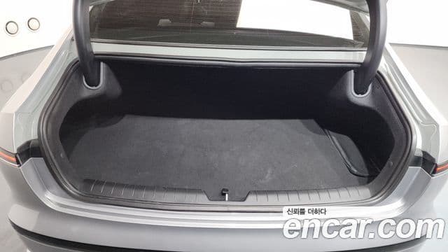 Hyundai Grandeur 2023 — ფოტო 20/20