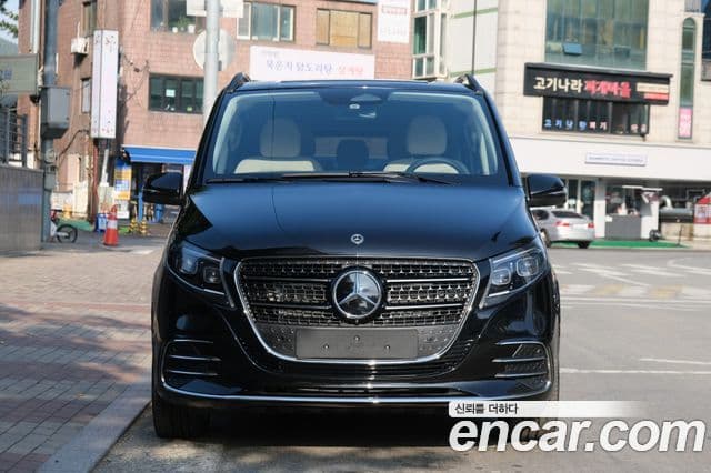 Mercedes-Benz V-Class 2025 — Şəkil 1/19