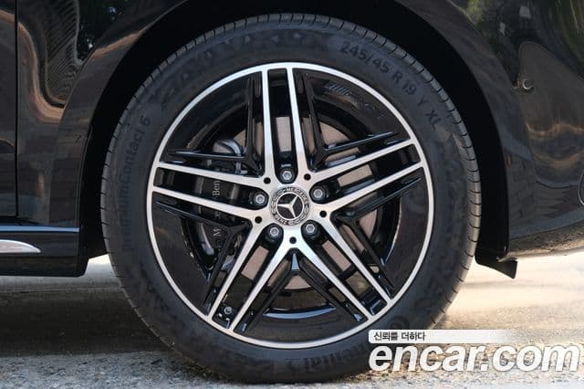 Mercedes-Benz V-Class 2025 — Şəkil 4/19