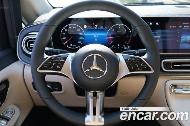 Mercedes-Benz V-Class 2025 — Şəkil 9/19