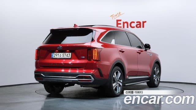 Kia Sorento 2021 — фото 2 из 20
