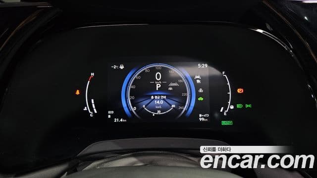 Lexus RX350h 2023 — ფოტო 7/20