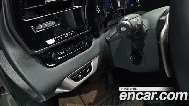Lexus RX350h 2023 — фото 18 из 20