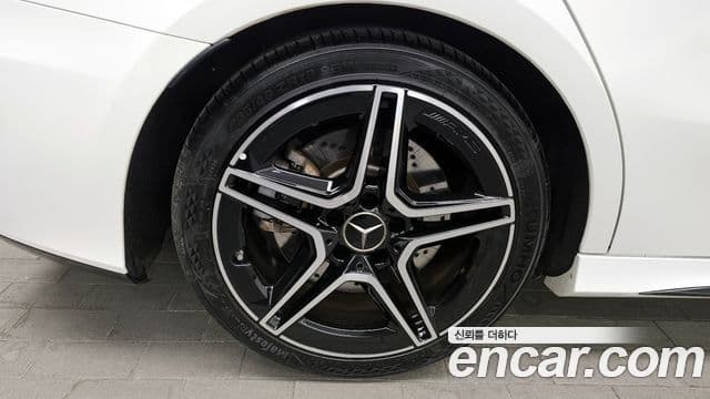 Mercedes-Benz A-Class 2022 — фото 4 из 20