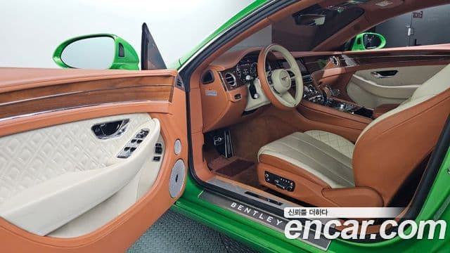 Bentley Continental GT 2022 — Şəkil 10/20