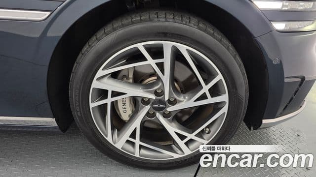 Genesis G90 2022 — фото 5 из 20