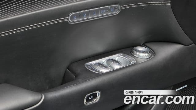Genesis G90 2022 — ფოტო 19/20