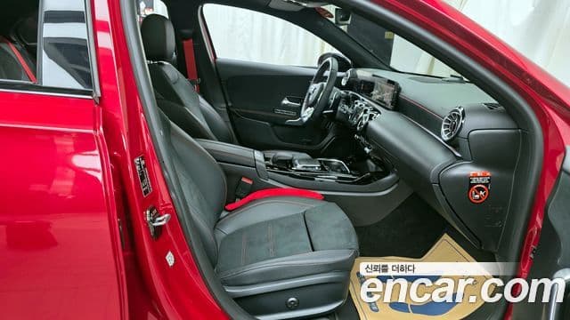 Mercedes-Benz A-Class 2022 — ფოტო 11/20