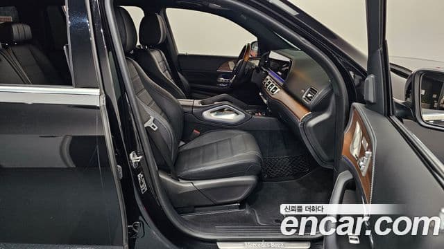 Mercedes-Benz GLS-Class 2021 — Photo 1/20