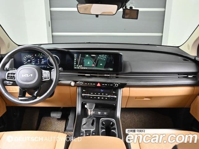 Kia Carnival 2023 — фото 6 из 20