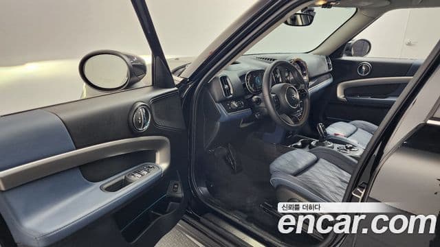 Mini Cooper S Countryman 2023 — Şəkil 10/20