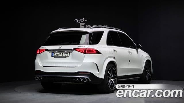 Mercedes-Benz GLE-Class 2020 — ფოტო 2/20