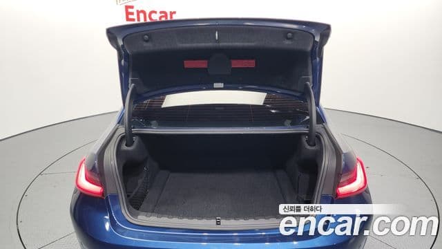BMW 3 Series 2021 — фото 20 из 20