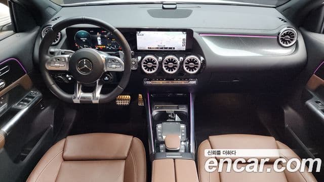 Mercedes-Benz GLA-Class 2022 — Photo 2/20