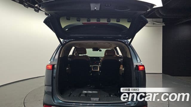 Kia Carnival 2020 — фото 20 из 20