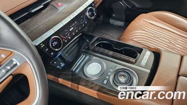 Genesis Electrified G80 2021 — Şəkil 9/20