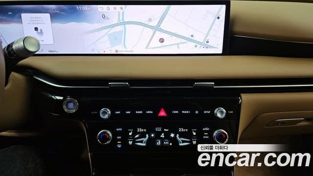 Genesis Electrified G80 2024 — ფოტო 14/20
