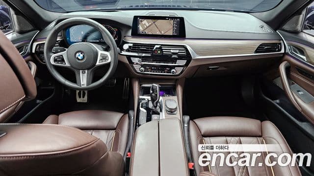 BMW 5 Series 2020 — Фото 7/20