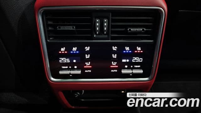 Porsche Cayenne 2019 — Photo 3/20