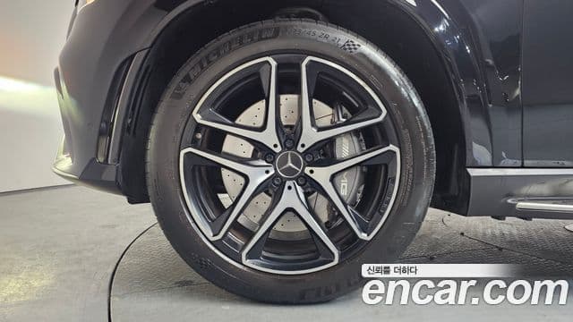 Mercedes-Benz GLE-Class 2023 — фото 5 из 20