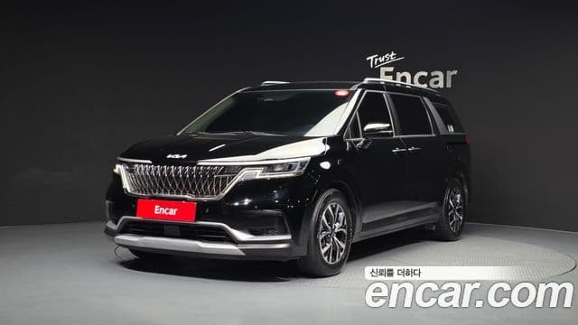 Kia Carnival 2021 — ფოტო 1/20