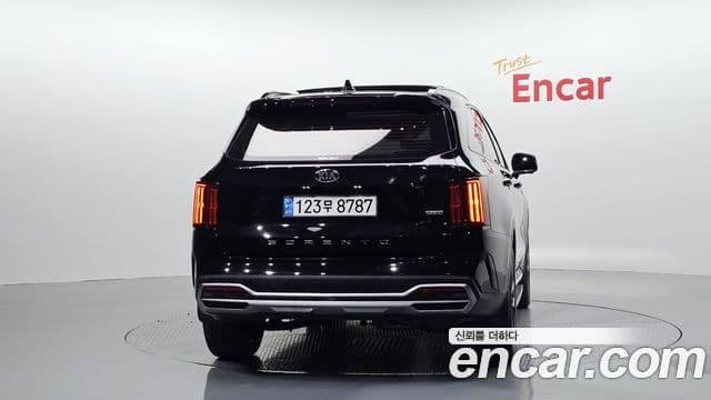 Kia Sorento 2021 — ფოტო 4/20