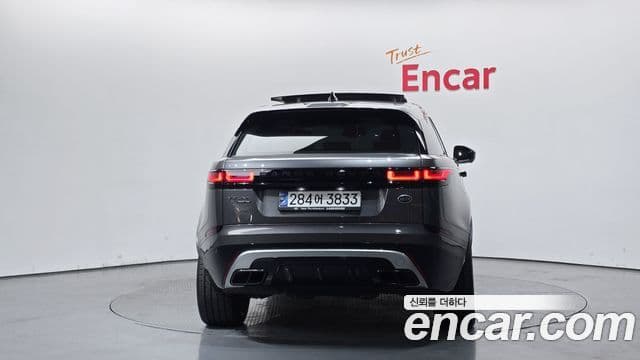 Land Rover Range Rover Velar 2018 — Photo 13/19