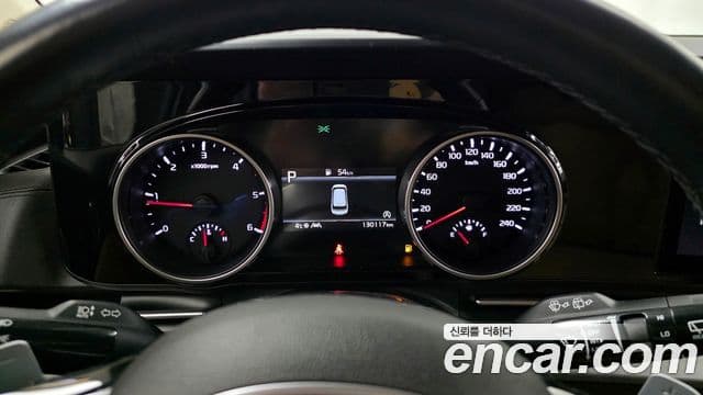 Kia Carnival 2020 — Şəkil 8/20