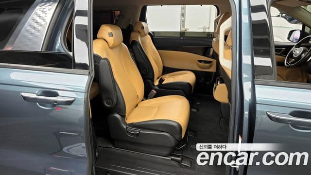 Kia Carnival 2020 — Şəkil 12/20