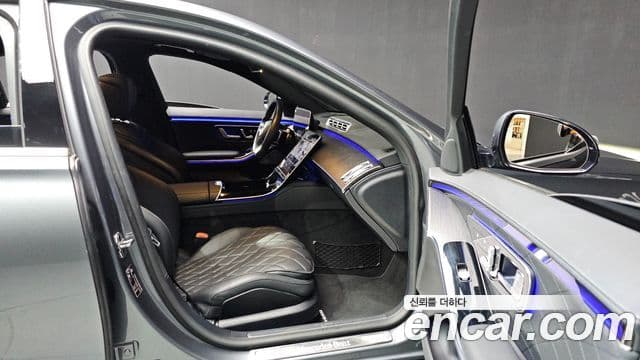 Mercedes-Benz S-Class 2022 — ფოტო 18/20