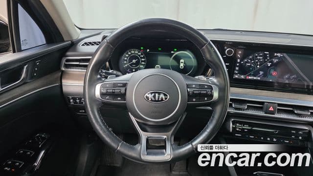 Kia K5 2021 — Şəkil 13/20