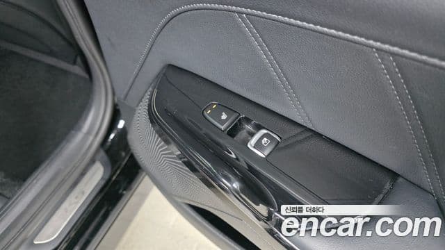 Kia K5 2021 — Şəkil 18/20