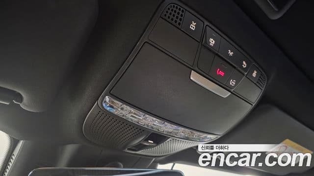 Mercedes-Benz E-Class 2023 — ფოტო 10/17