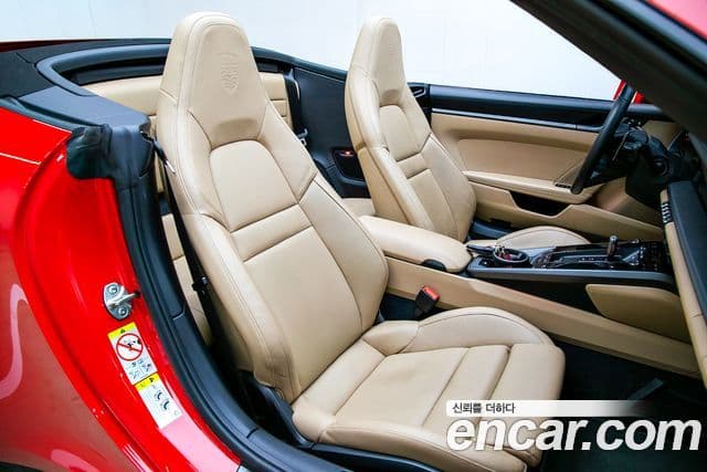 Porsche 911 2022 — ფოტო 14/19