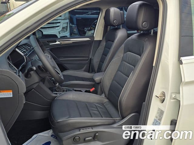 Volkswagen Tiguan 2021 — ფოტო 5/20