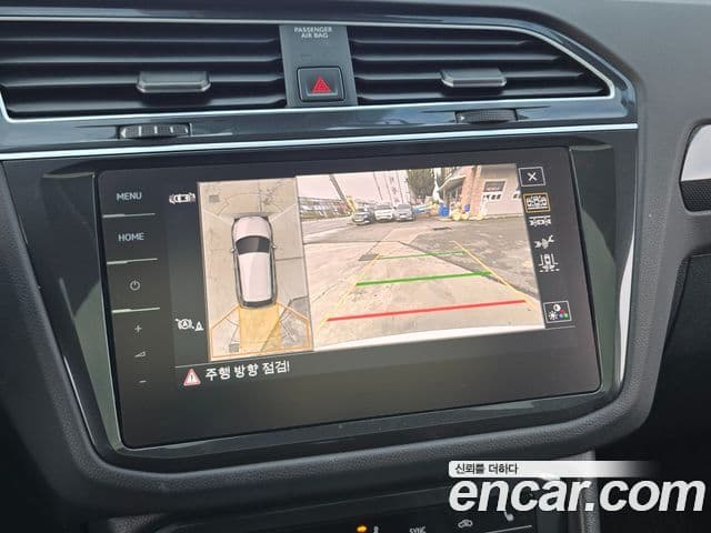 Volkswagen Tiguan 2021 — ფოტო 9/20