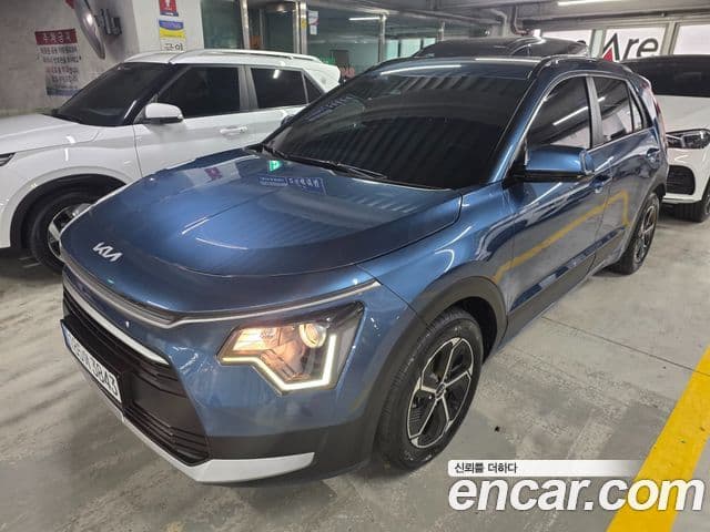 Kia Niro 2022 — Şəkil 16/16