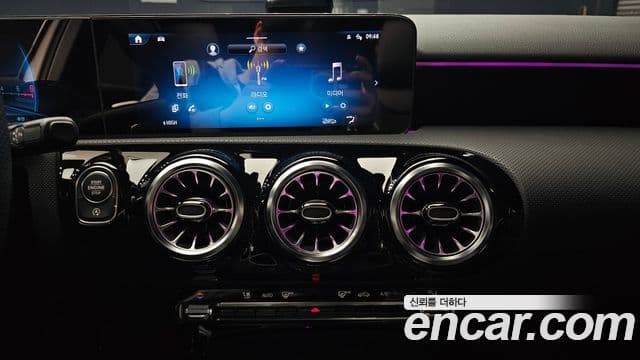 Mercedes-Benz A-Class 2024 — фото 14 из 20