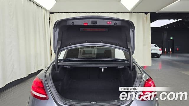 Mercedes-Benz E-Class 2020 — Şəkil 19/20