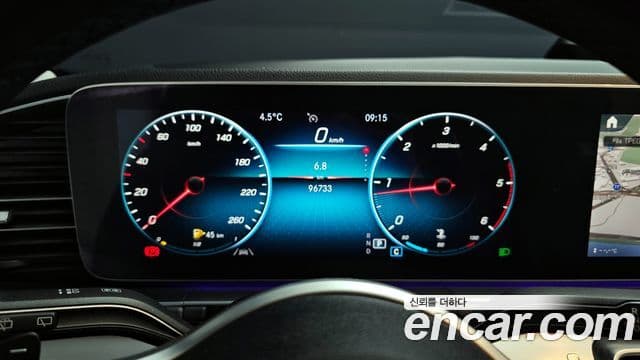 Mercedes-Benz GLE-Class 2020 — ფოტო 8/20