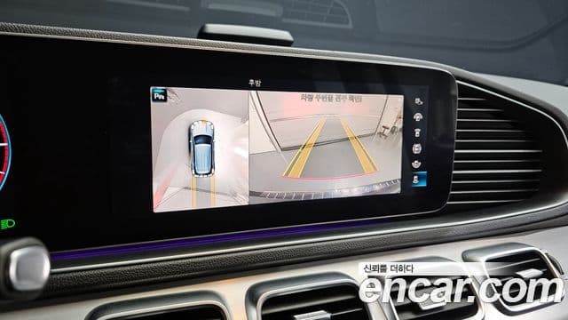 Mercedes-Benz GLE-Class 2020 — ფოტო 14/20