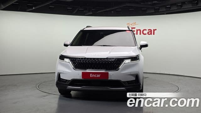 Kia Carnival 2023 — Фото 3/20