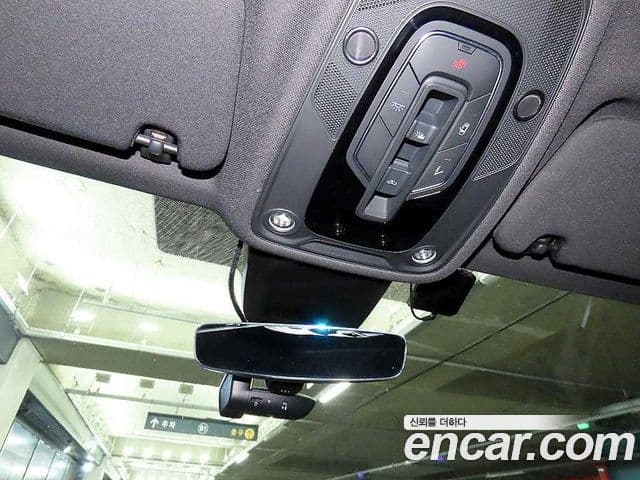 Audi Q7 2022 — фото 14 из 20