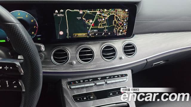 Mercedes-Benz E-Class 2022 — Şəkil 14/20