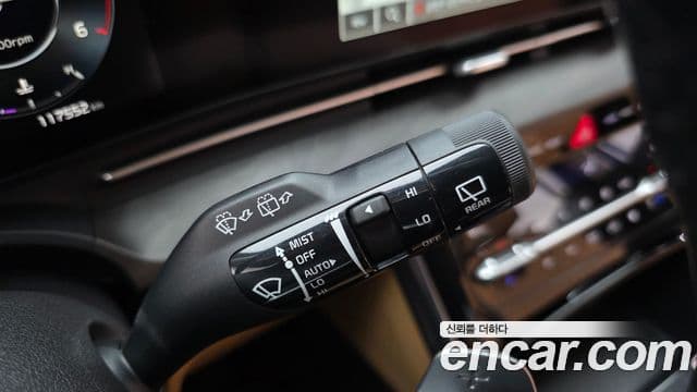 Kia Carnival 2022 — Фото 17/20