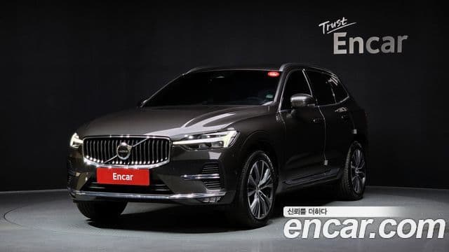 Volvo XC60 2022 — Şəkil 1/20