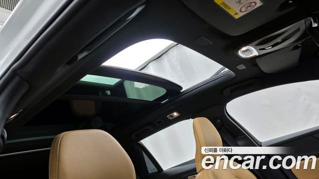 Volvo V60 Cross Country 2021 — Şəkil 17/20